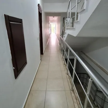 Apartment Comfort 02 *