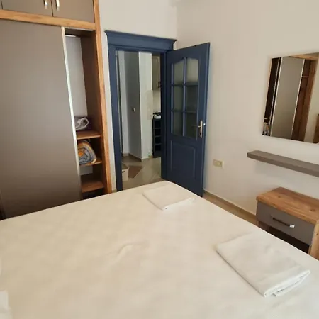 Apartment Comfort 02 *