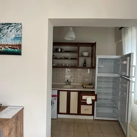 Apartment House *