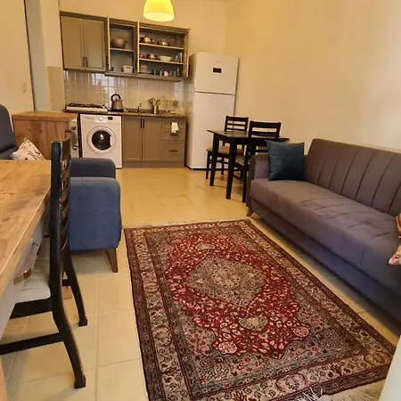 Comfort 02 Апартаменты *